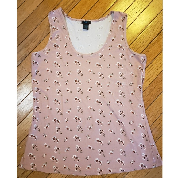 Rue21 Tops - NWOT 1X Rue21 Floral Patterened Tank Top